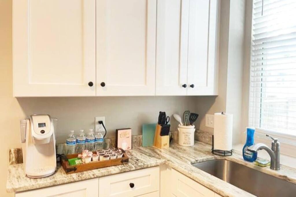 E1 Centrally Located In Carytown Fully Fenced Richmond Luaran gambar