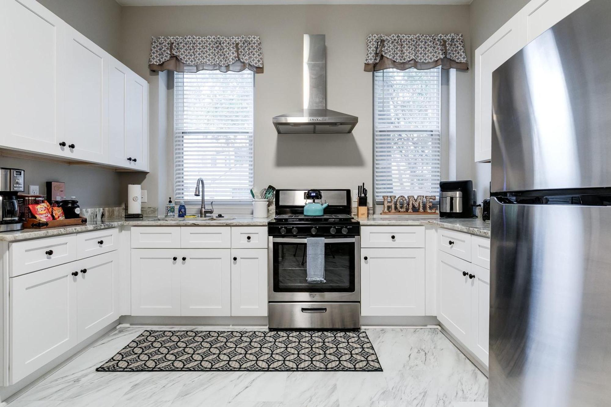 E1 Centrally Located In Carytown Fully Fenced Richmond Luaran gambar