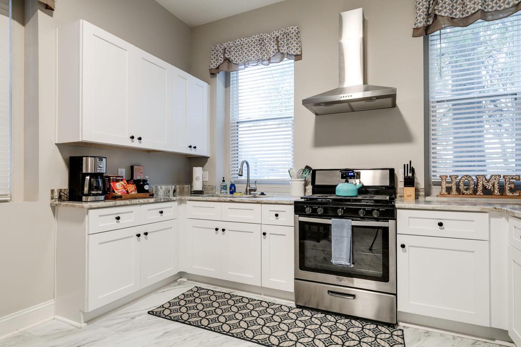 E1 Centrally Located In Carytown Fully Fenced Richmond Luaran gambar
