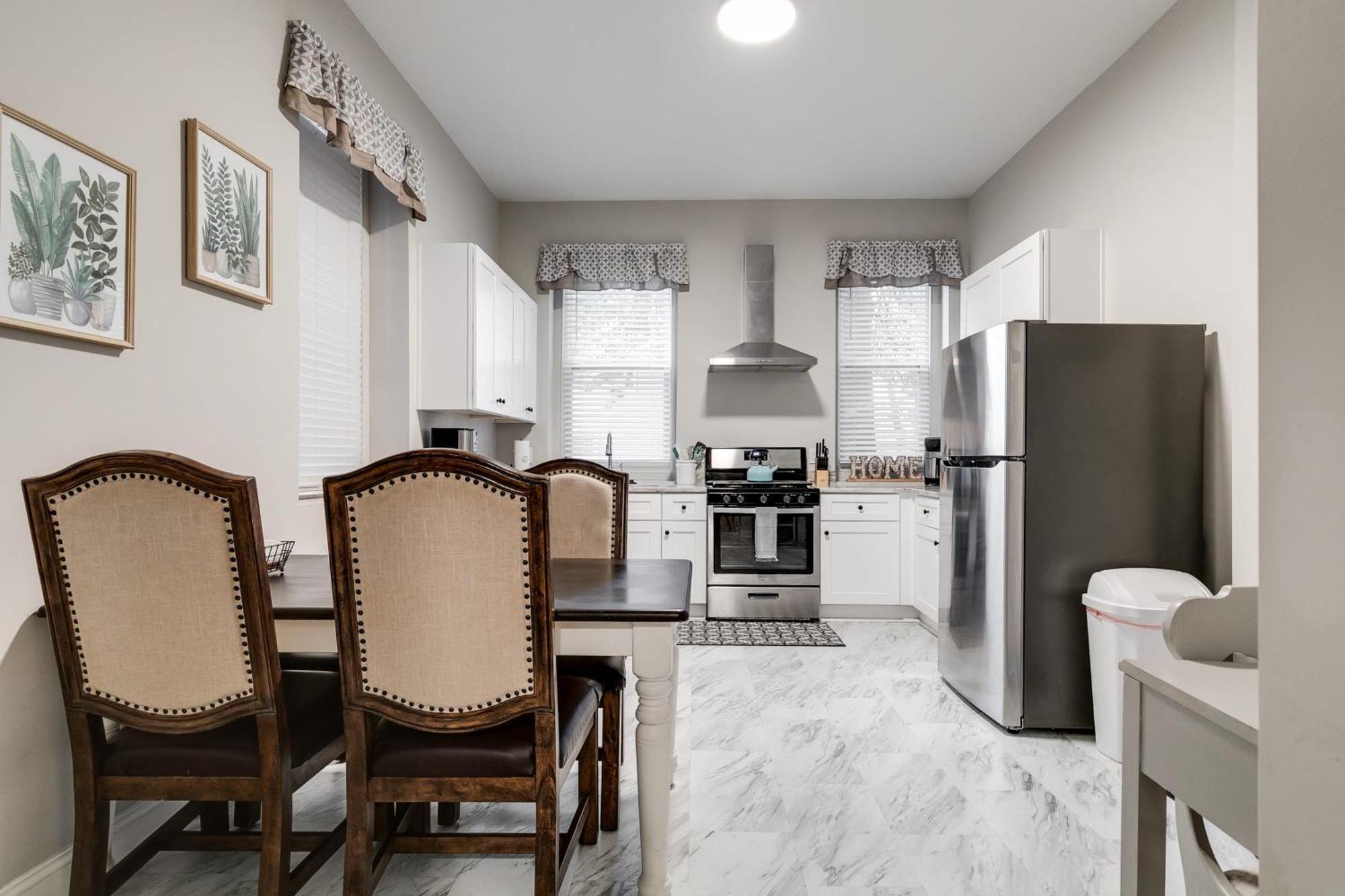 E1 Centrally Located In Carytown Fully Fenced Richmond Luaran gambar